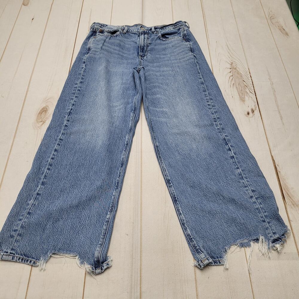 American Eagle AEO super high rise baggy wide leg jeans shark bite hem 8 short